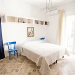 Terrazza Con Vista Sul Porto Апартаменты