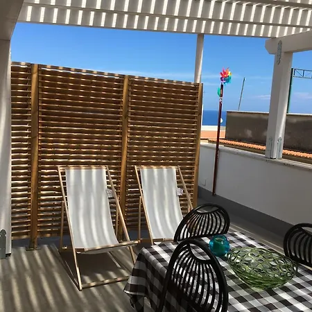 Terrazza Con Vista Sul Porto Кастелламмаре-дель-Голфо